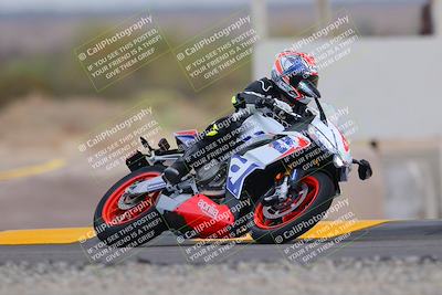 media/Sep-11-2022-SoCal Trackdays (Sun) [[81b7e951af]]/Turn 7 (1145am)/